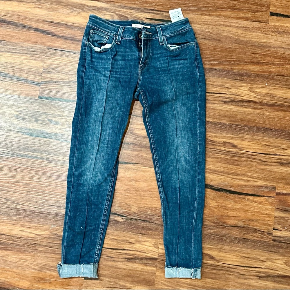 Levi’s Super Skinny size 28 Blue Jeans